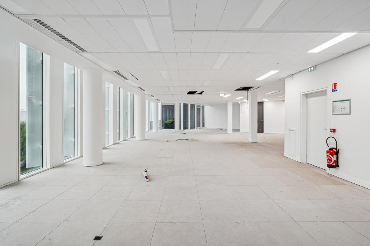 Bureau Paris 4200m² Location bureau Paris OLBUR2100333 9